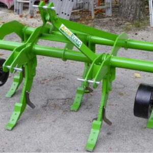 Landwirtschaftlicher Tiefenlockerer für Traktoren AgriEuro Serie 170 Standard mit 5 Zähnen – mit Stahlrädern